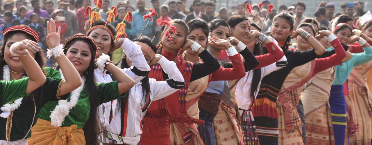 Samannay Kshetra dancers performing in Guwahati