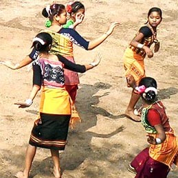 samannay kshetra performing tiwa dance